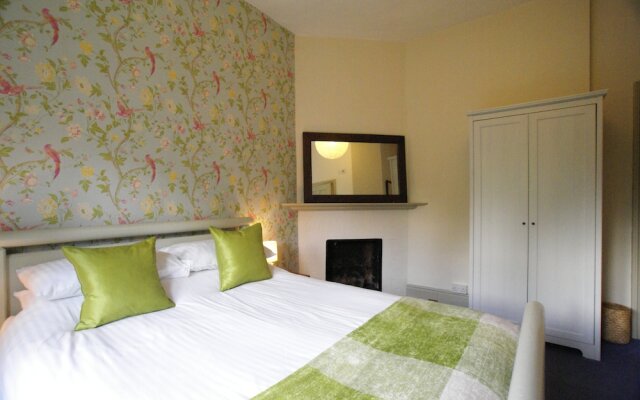 Barton House B&B