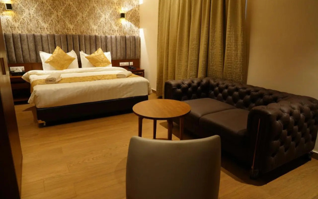 The Kings Park Grand