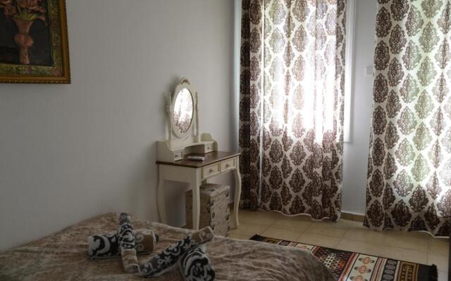 Hermes Apartment -1