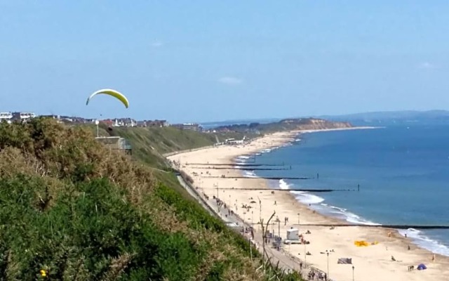 Beach Lodge