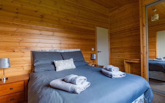 Loch Leven Lodge 6