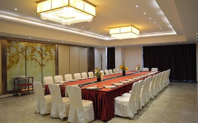 YOUNG KING HOTEL(Foshan Nanhai Jiujiang Branch)