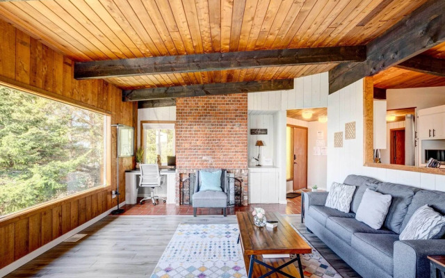 'ocean Vista' Gold Beach Getaway!