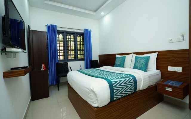OYO 14841 Indra Holiday Home