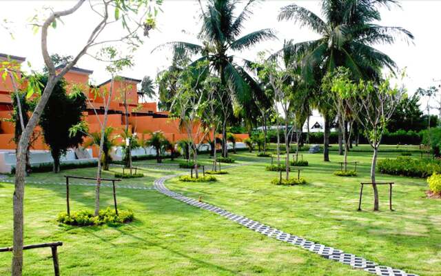 Sunshine Pool Villa