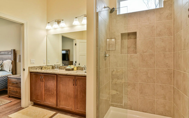 Arcadia Falls Retreat