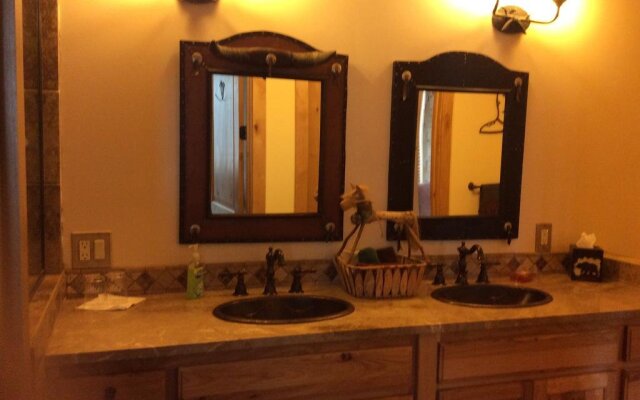 Elktrace Bed & Breakfast