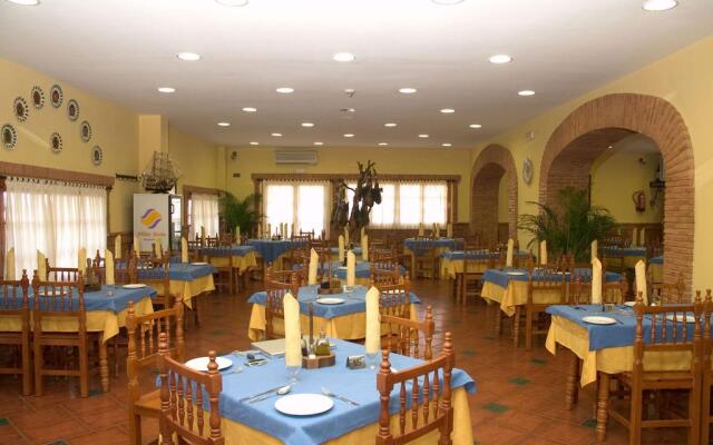 OYO Hostal El Paisano