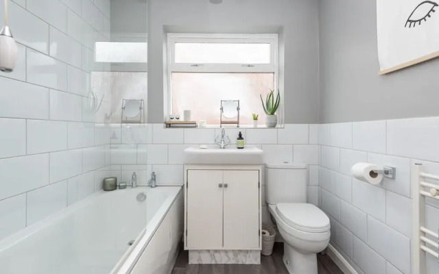 Modern, Deceptively Spacious & Beautifully Bright!