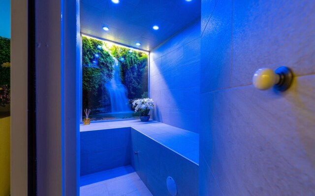 Amazing Apartment in Zadar With Sauna, Wifi and 2 Bedrooms