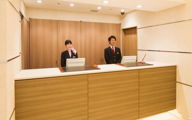 Jr-East Hotel Mets Tabata