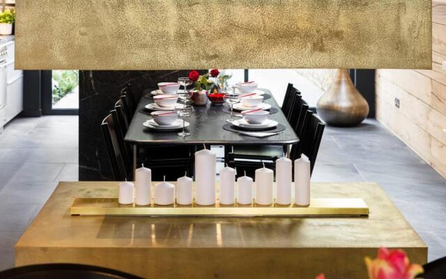 Contemporary Boutique Residence