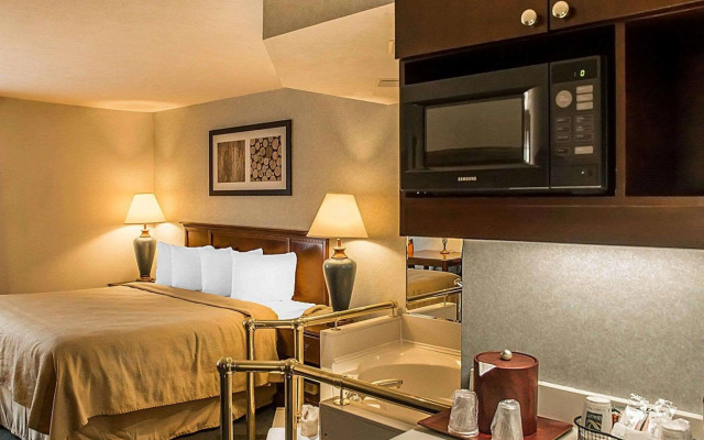 Quality inn & Suites Cincinnati I-275