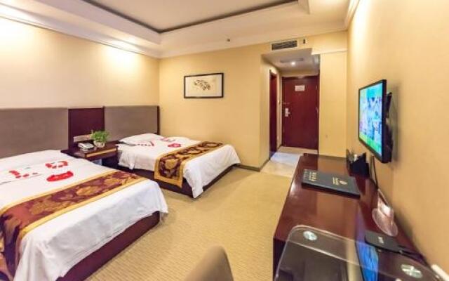 Dunhuang Gold Dragon Hotel