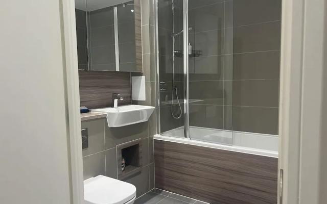 Riverside Retreat in Barking