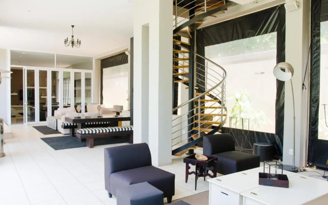 The Houghton Villa
