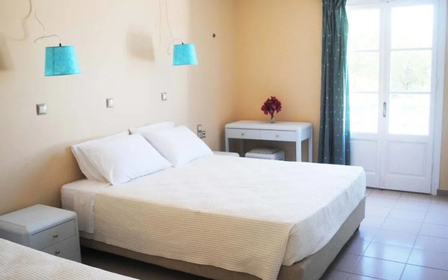 Apollonia Hotel