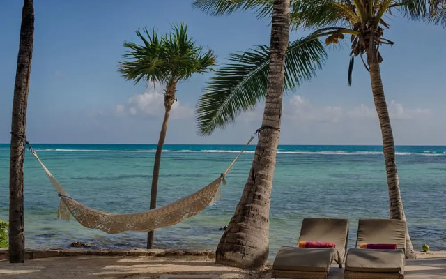 Beachfront W Private Staff in Gated Community