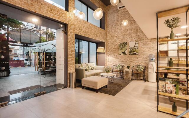 La Regatta Boutique Residences