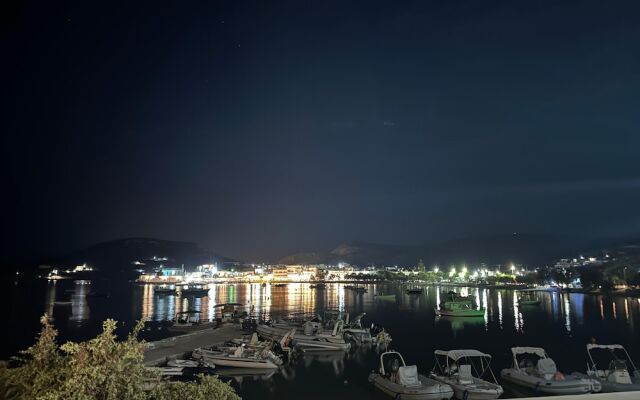 Milos AquaBliss Beachfront Villa