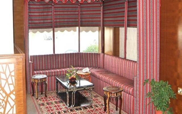 Dream Inn Hotel & Suites