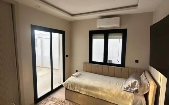 Luxury Central Cosy Villa