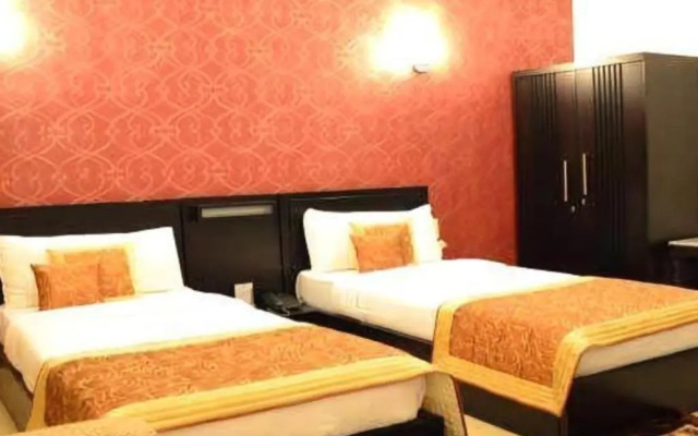 Hotel Luxmi Residency