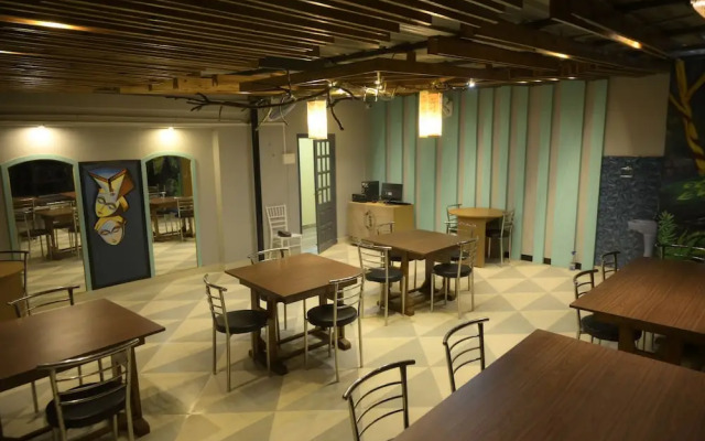 Hotel Pohor Regency Near Kamakhya Foot Bridge