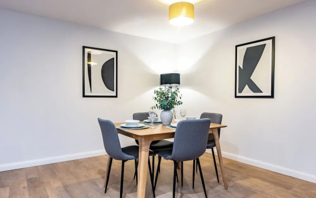 Apartment on Fulford
