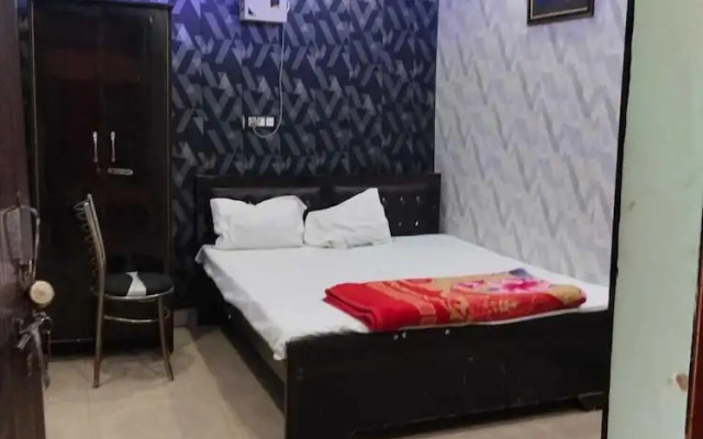 Shri Veni Madhav Hotel by Oyo Rooms