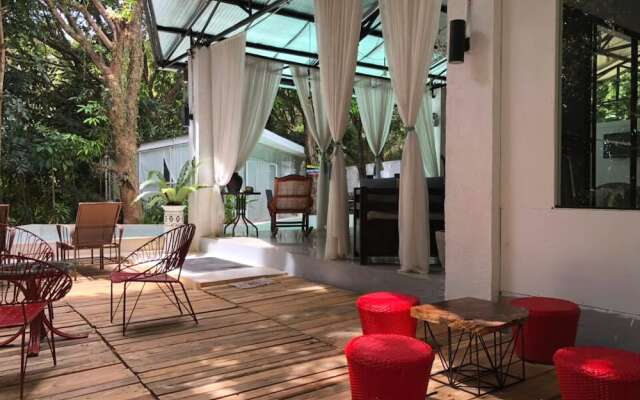 Balconahe Resto Camp