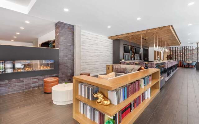 Cambria Hotel Denver Downtown RiNo