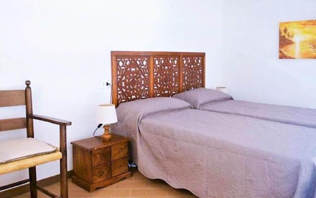 Scenic apartment in Mantignana with shared pool