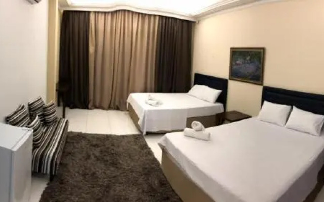 Stand Up! Hostel Guarujá