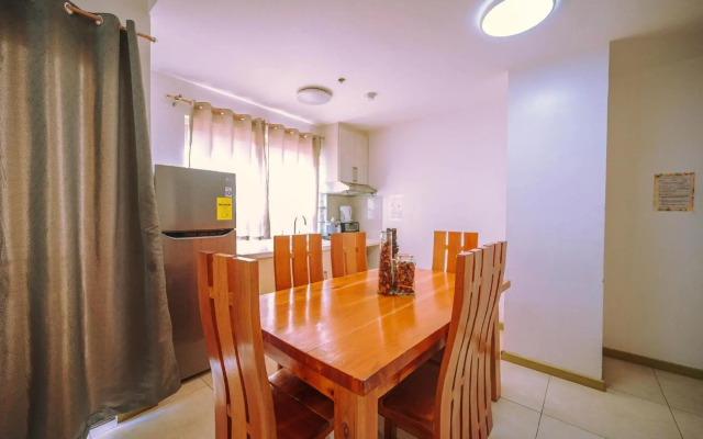 Cedar Peak Condo near Session Road