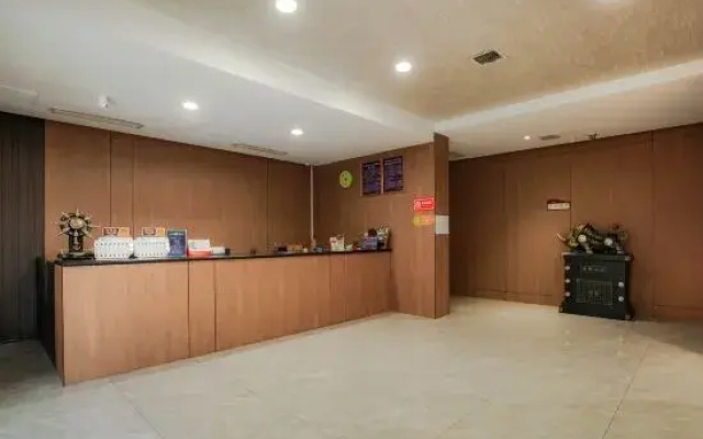 Manchu Hotel (Zunyi Shanghai Road)