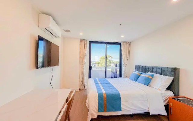 Auburn Studio – Guest Rooms – Sydney