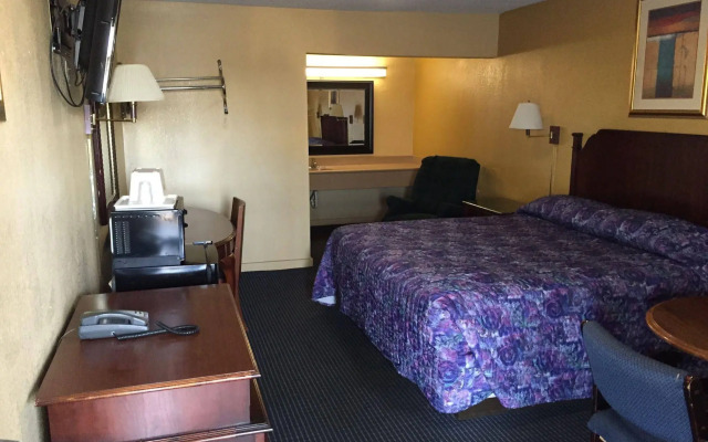 Aloha Inn