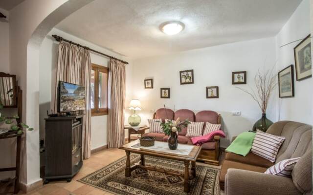 Villa - 4 Bedrooms with Pool and WiFi - 103166