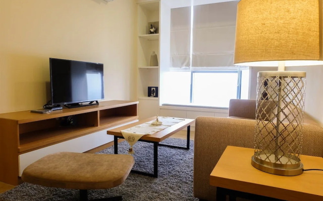 Direct Pool Access Lavenue Apartment