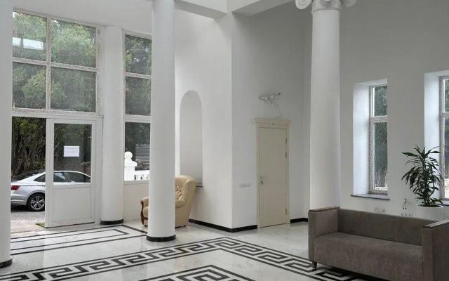 Белый лебедь