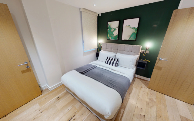 Quay Apartments Manchester