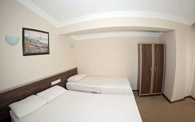 Adahan Hotel