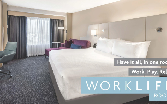 Crowne Plaza Cleveland at Playhouse Square by IHG