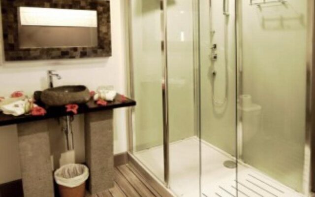 Raiatea Lodge Hotel