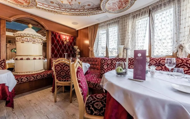 Tevini Dolomites Charming Hotel