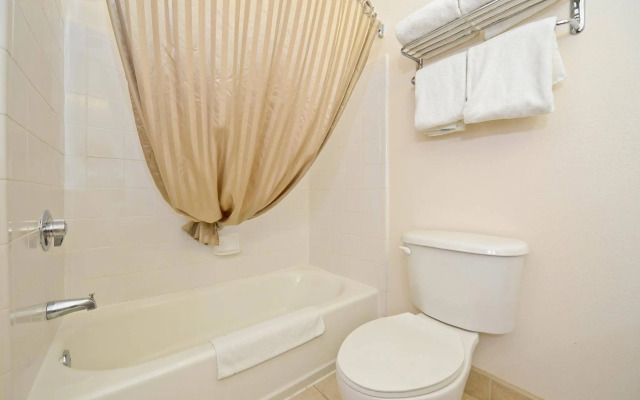 Best Western Plus Wakeeney Inn & Suites