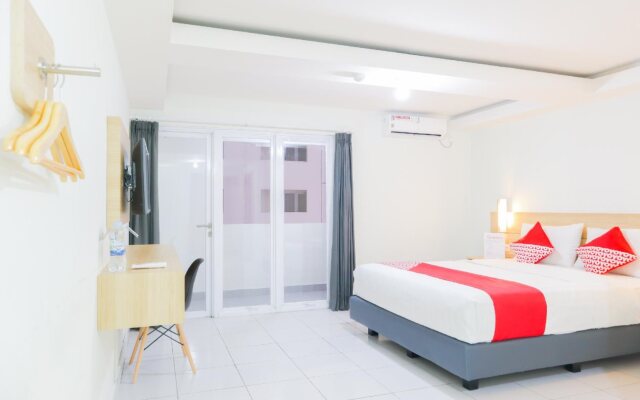 OYO Flagship 210 Amethyst Kemayoran Near RSUD Pademangan