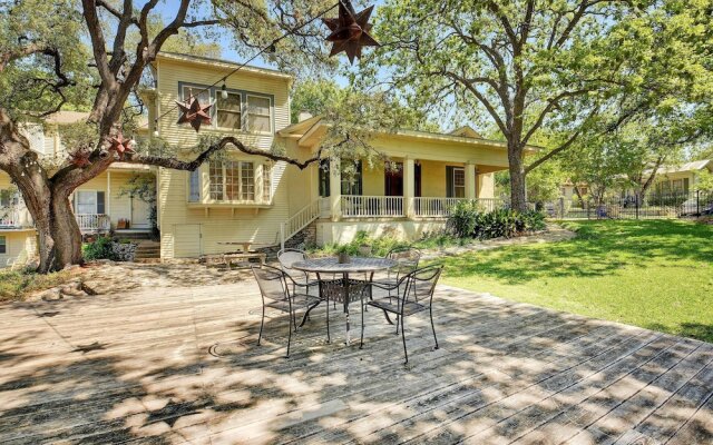 Historic Austin Home by RedAwning