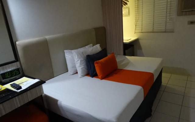 Hostel 1632